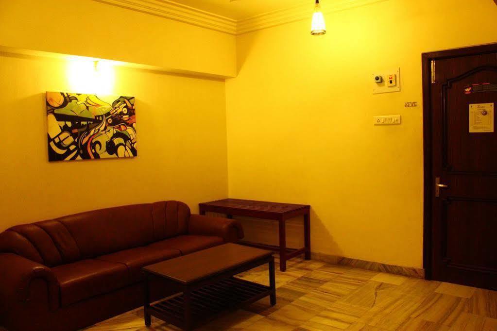 Hotel Jawahar Ulhasnagar Exterior photo